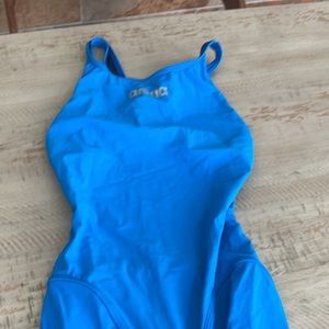 Arena Tech Suit- Size 30